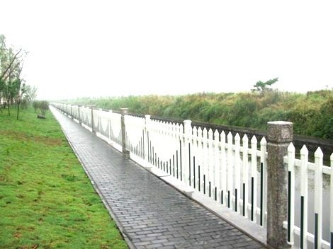 PVC道路護欄