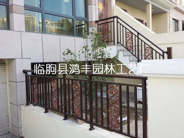 鋁藝陽臺護欄